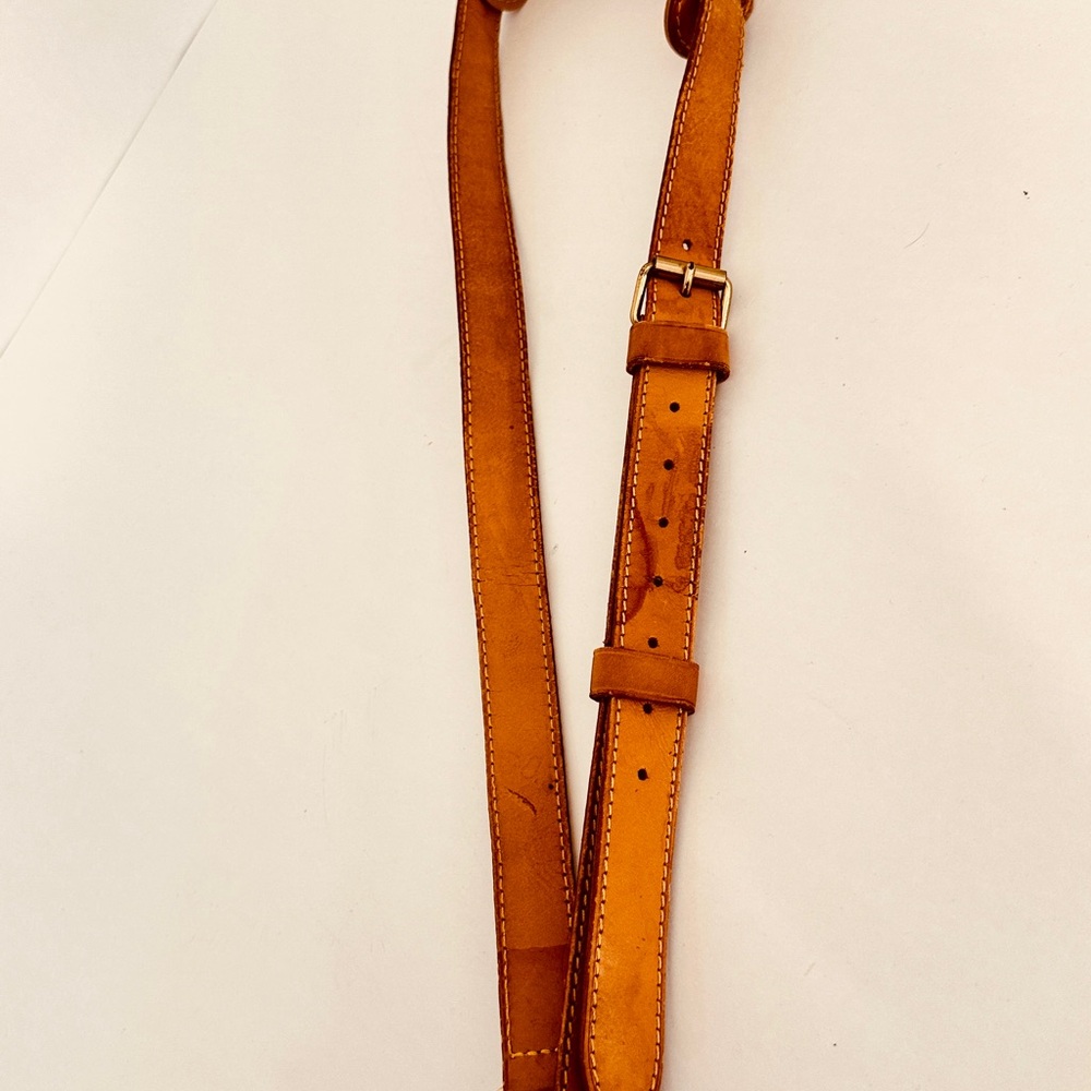 Louis Vuitton strap purse/bag holder tan - Picture 9 of 9